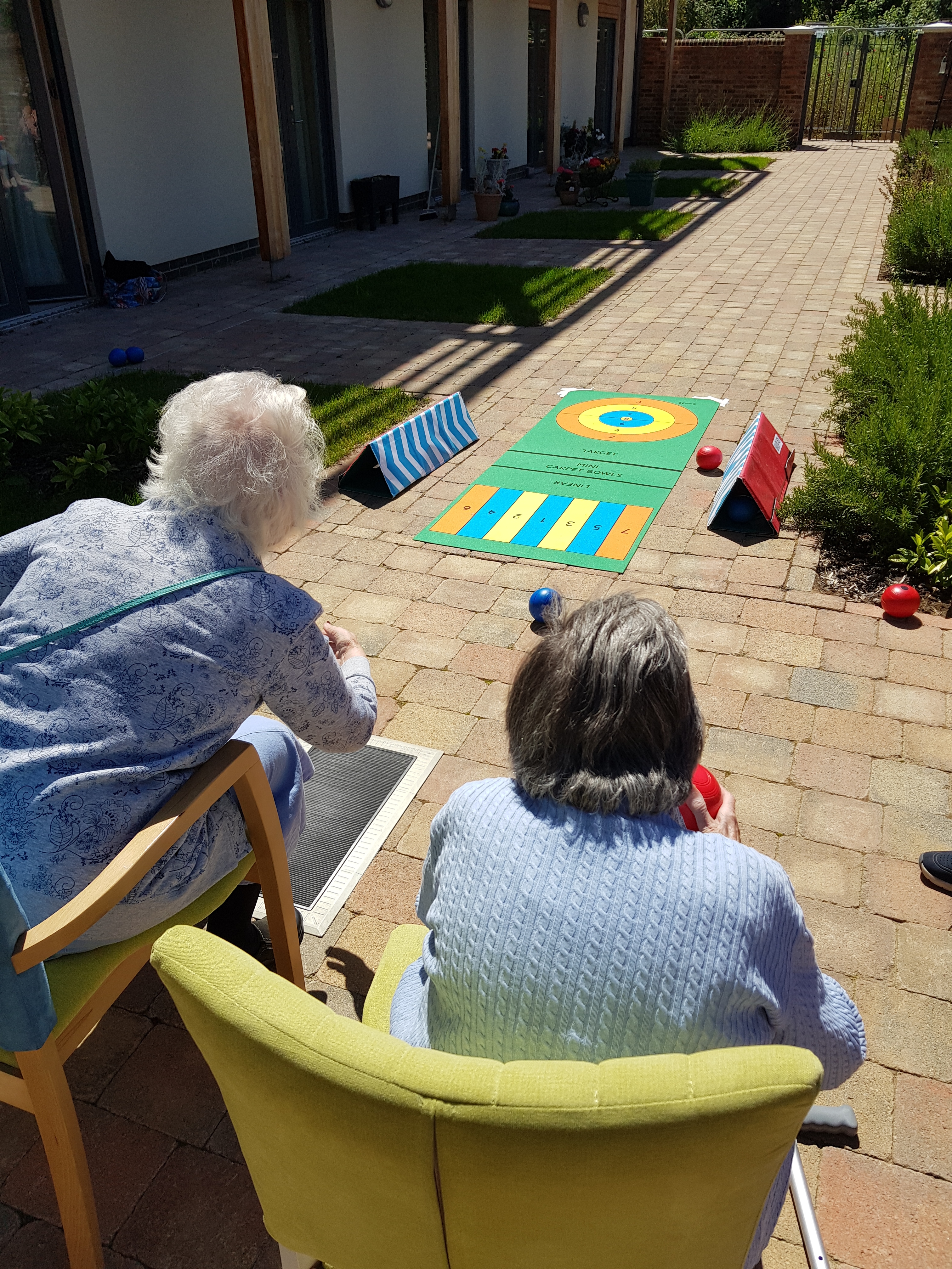 Enjoying the garden | Fairfield Residential Home