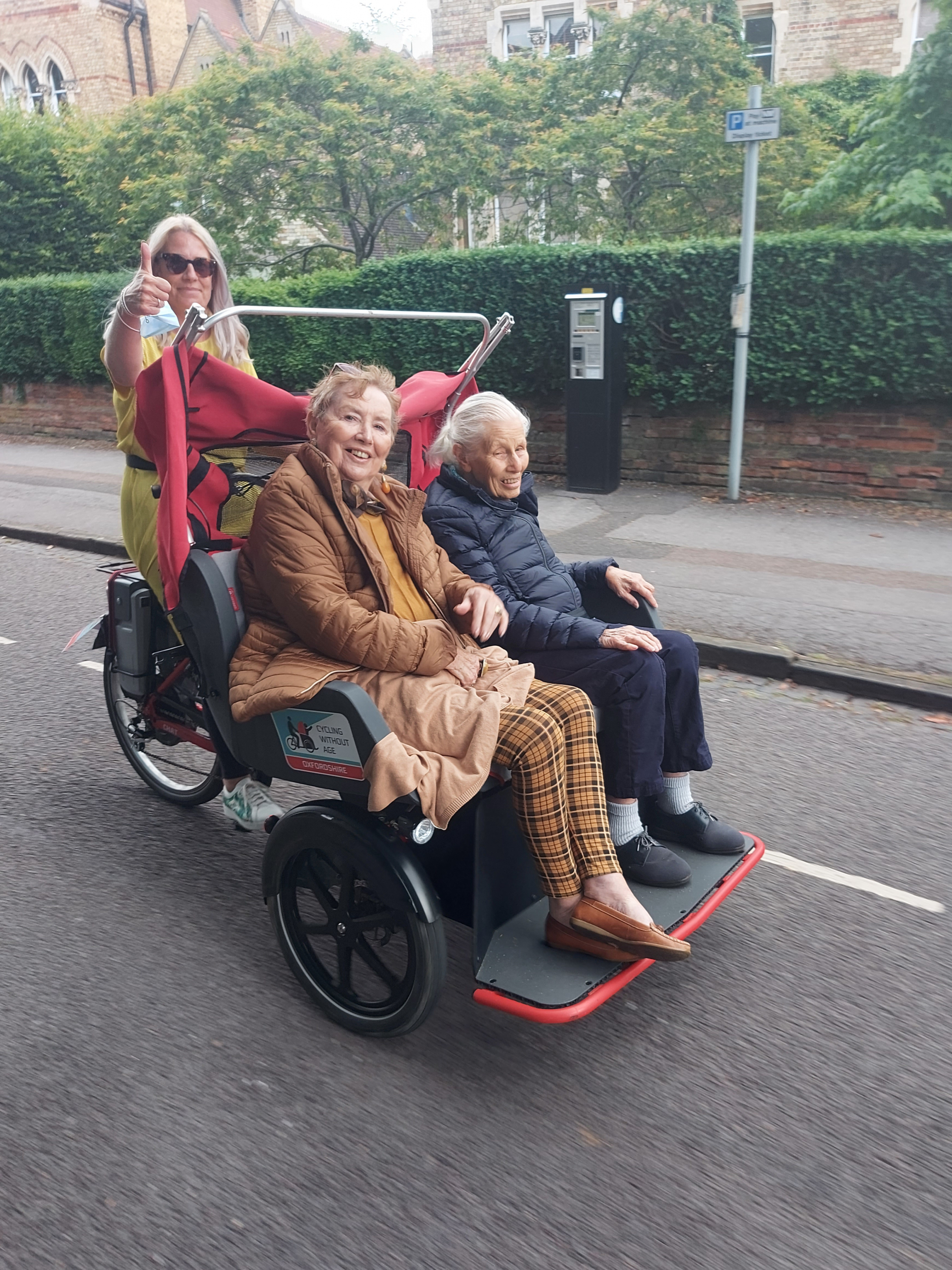 A rickshaw ride around Oxford
